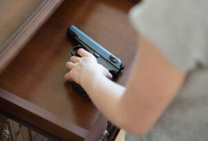 child-playing-with-pistol